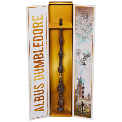 Wizarding World Harry Potter - Auténtica Varita Albus Dumbledore de plástico con Soporte Hogwarts, 30,5 cm, Juguete para niños a Partir de 14 años, artículo para Fans, Color Dorado