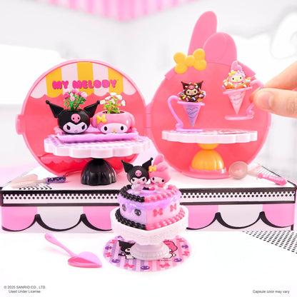 MGA's Miniverse Make It Mini Hello Kitty and Friends Series 2 (Paquete de 2) Mini coleccionables, Sanrio, Embalaje Misterioso, Bricolaje, Manualidades, Juego de Resina, réplica de Alimentos, Plantas