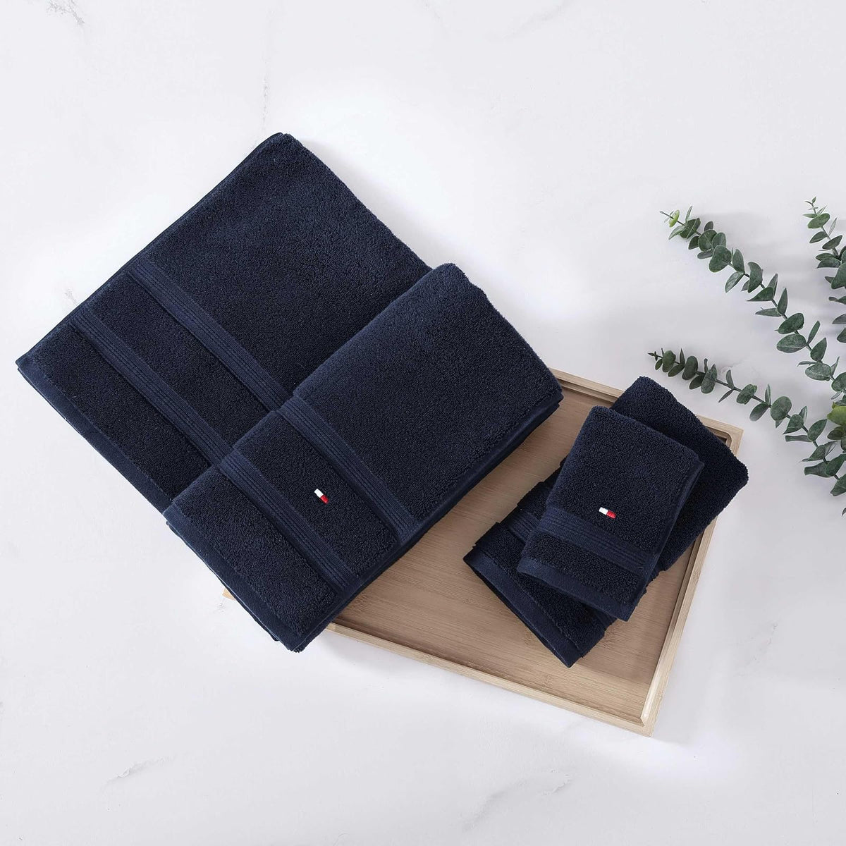 Tommy Hilfiger - Toallas de baño, Material súper Suaves y absorbentes de Alta Calidad con Cero Giro, Certificado Oeko-Tex (Harborside Solid Navy, Paquete de 6)