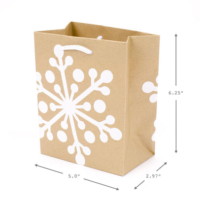Hallmark Juego de bolsas de regalo pequeñas de 6 pulgadas (paquete de 5; rojo, blanco y kraft), copos de nieve, rayas, Merry (5XGB1798)