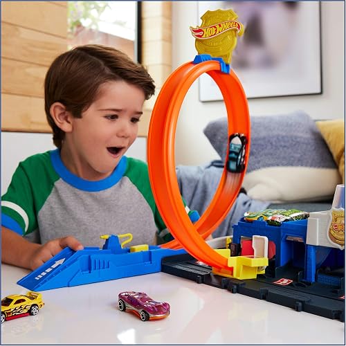 Hot Wheels City Pista de Juguete Súper Estación de Policía para niños de 4 años en adelante