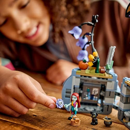 LEGO | Disney Maceta de Sally – Set de Construcción Basado en El Extraño Mundo de Jack de Tim Burton – Minipersonaje y Personaje Felino para Niñas y Niños Desde 9 Años – 43288