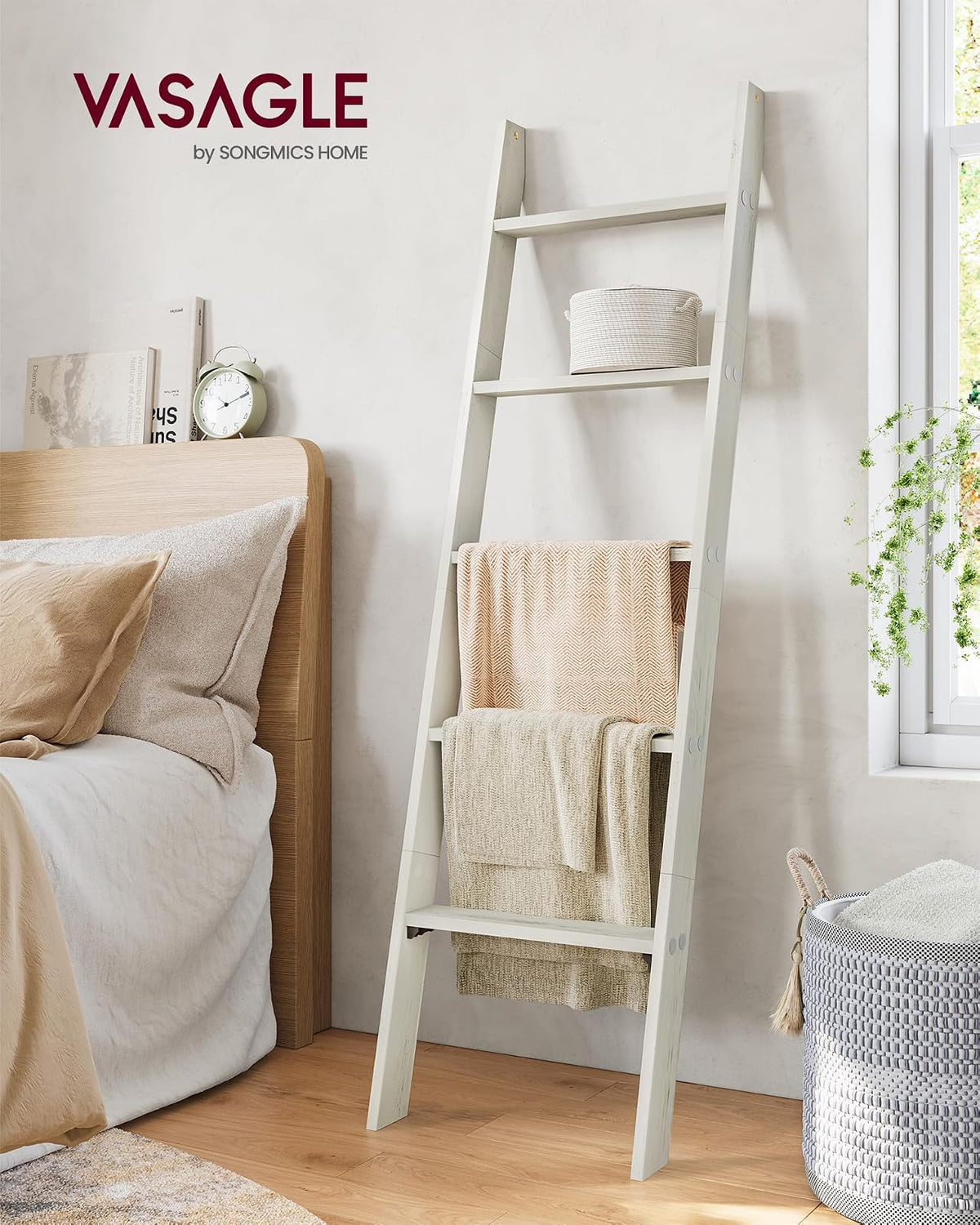 VASAGLE Toallero de 5 Niveles, Estante Para Toallas y Mantas, Organizador Escalera, Almacenamiento y Decoración, Blanco Rústico MLLS018W73