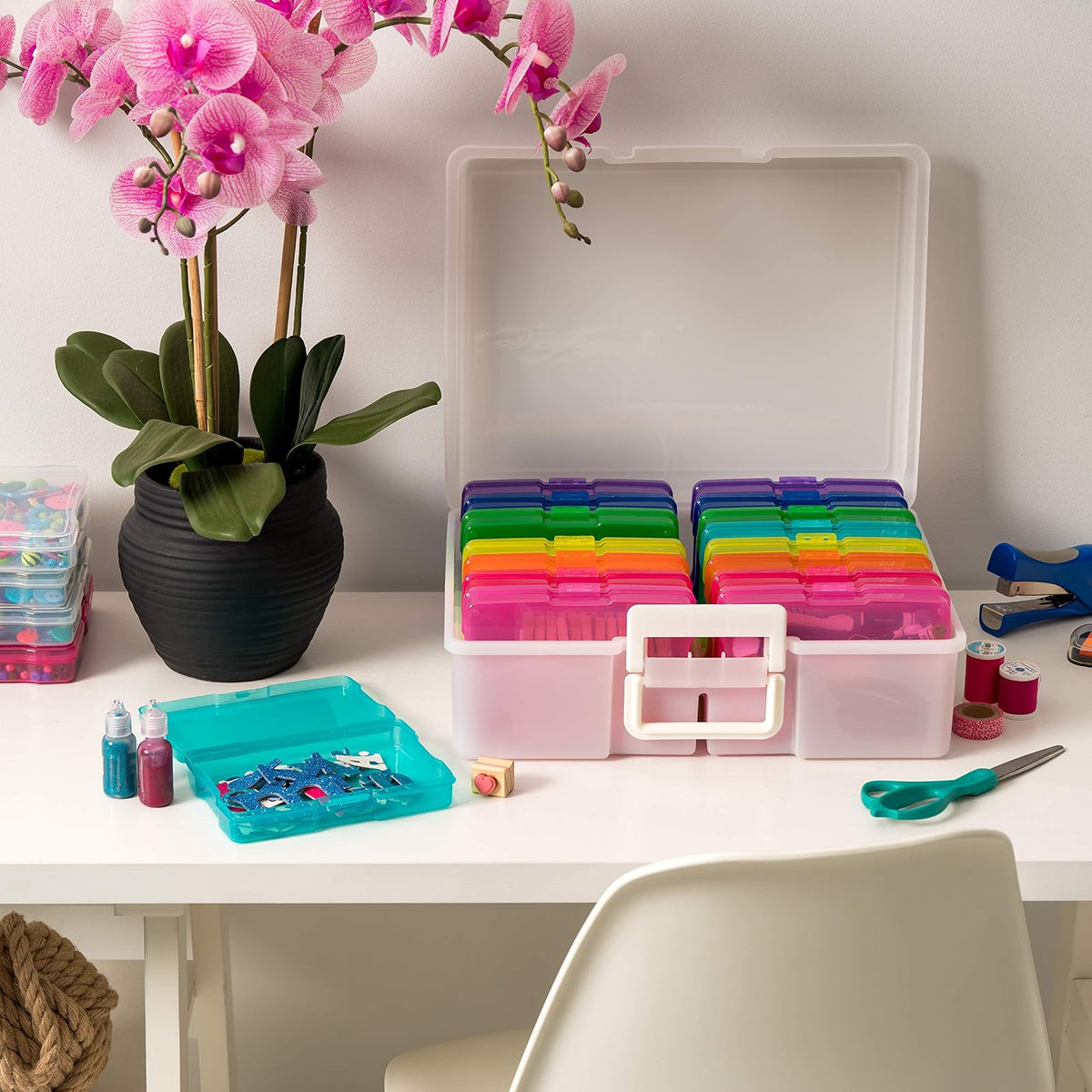 IRIS USA Caja Organizadora para Fotos, 16 Estuches, 2 Piezas, Perla/Multi | Compatible con fotos 4"x6", asa integrada, organizador para tareas, calcomanías, recortes y tarjetas didácticas
