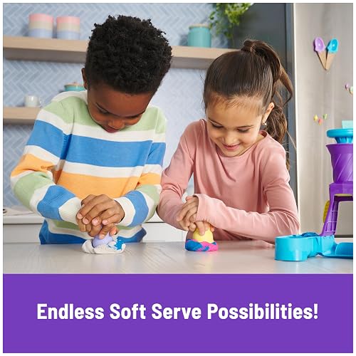 Kinetic Sand, juego de helados suaves con 396 g de arena (azul, rosa y blanca), 2 conos de helado y 2 herramientas, juguetes sensoriales para niños a partir de 5 años