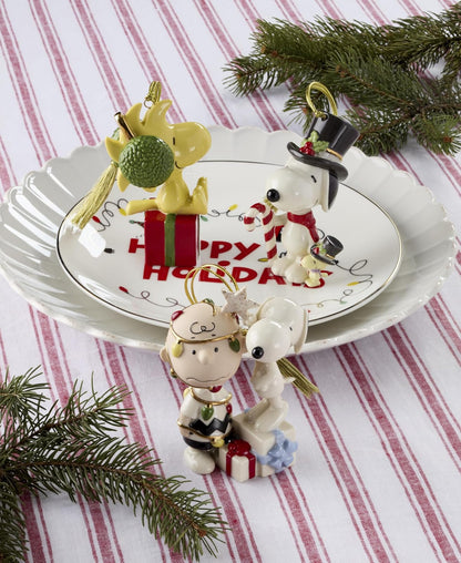 Lenox 896793 Snoopy & Woodstock con Adorno de bastón de Caramelo | Cacahuetes de porcelana coleccionable | Cordón dorado para colgar | Gran regalo para fanáticos y coleccionistas | 4 pulgadas