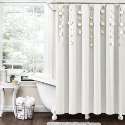 Lush Decor Cortina de Ducha de Lino con Pompones Bohemios, 72 x 72 Pulgadas, Color Blanco Roto