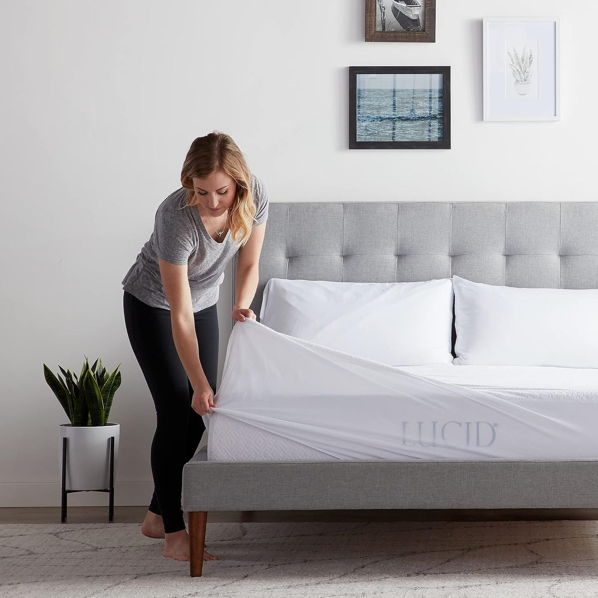 Lucid - Protector de Colchón 100% Impermeable - Ajuste Universal - Cubierta de Tela Toalla - Cubre Colchón de Algodón Suave - Hipoalergénico y Transpirable - Blanco - Tamaño California King