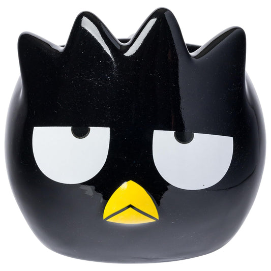 Silver Buffalo Sanrio Hello Kitty and Friends Badtz-Maru - Taza esculpida 3D de cerámica, 20 onzas
