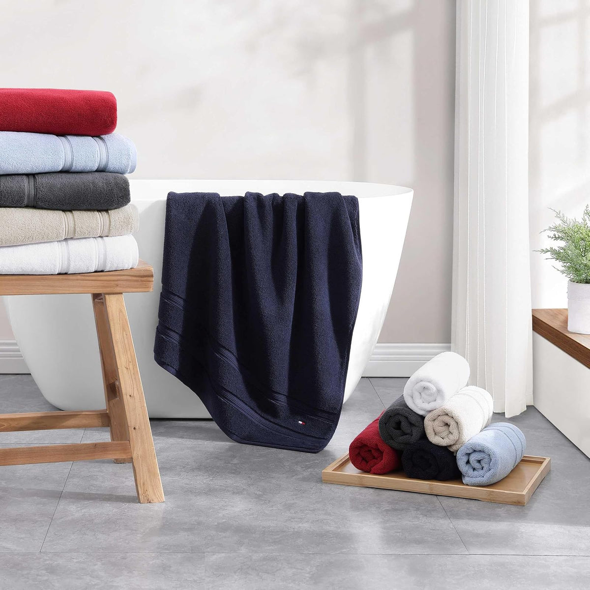 Tommy Hilfiger - Toallas de baño, Material súper Suaves y absorbentes de Alta Calidad con Cero Giro, Certificado Oeko-Tex (Harborside Solid Navy, Paquete de 6)