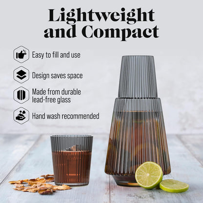 American Atelier - Jarra de agua de noche clásico con vaso, jarra acanalada de 42 onzas y vaso a juego, doble como tapa para habitación de invitados, oficina o regalo, 4.5 x 9.2 pulgadas (gris)