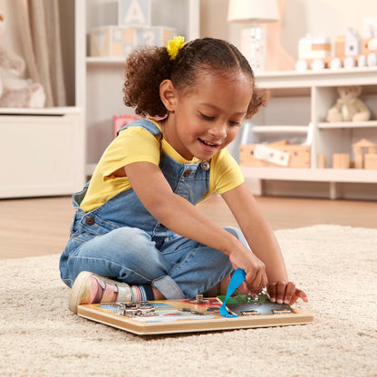 Melissa & Doug Tablero de Juego con Cierres y Cerraduras, Juguete de Madera, Juguete Educativo, Construcción Robusta de Madera, Ayuda a Desarrollar Habilidades Motoras Finas (5.842 cm alto x 24.003 cm ancho x 3.556 cm largo)