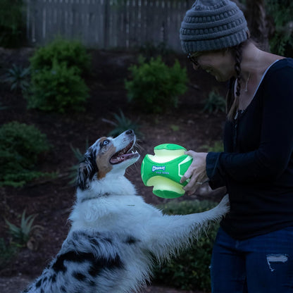 Chuckit Kick Fetch Pelota de Juguete para Perros, MAX Glow, Large