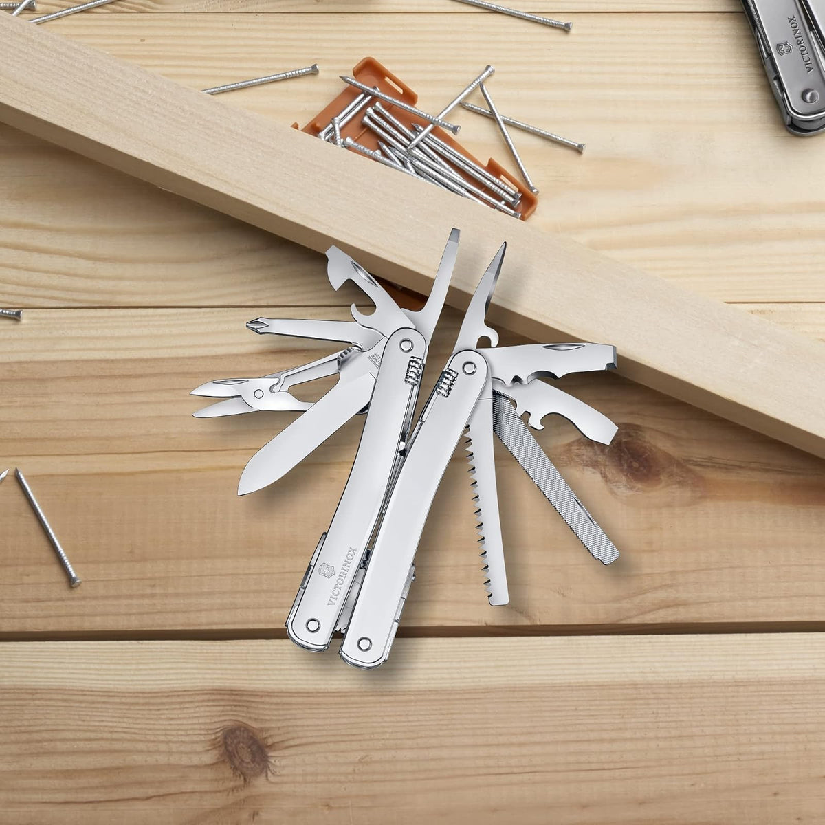 Victorinox Swiss Tool Spirit MX Multiherramienta 24 Funciones con Funda Nylon