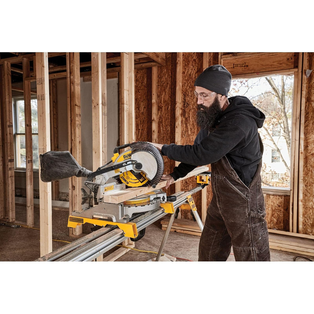 DEWALT Hoja de sierra de inglete de 10 pulgadas, 2 unidades, 40T y 60T Combo de uso general (DWA110CMB)