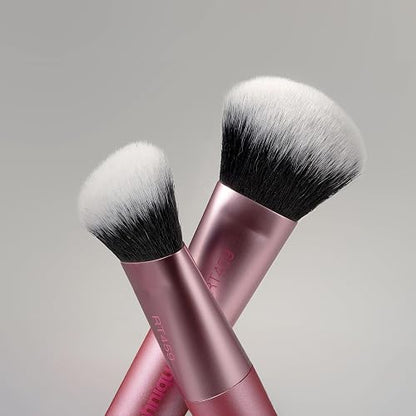 Real Techniques Ultimate Multi Tasker Pincel, Dual Ended Makeup Brush for Foundation, Blush Bronzer & Powder, Precision Sculpting & Blending, UltraPlush Cerdas, Crueldad, 1 Count