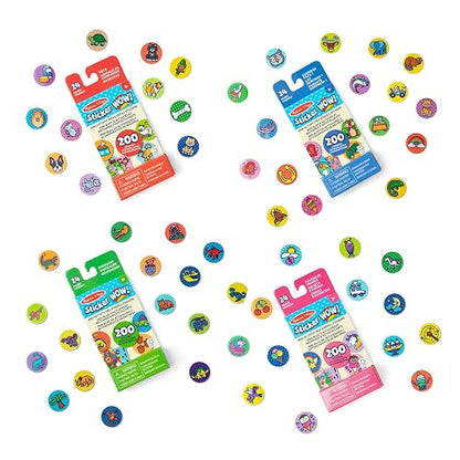 Melissa & Doug - Sticker Wow!™ Mini Cuaderno de Actividades y calcomanías de Recarga, Paquete de 4 (Dinosaurio, Mascotas, Cosas favoritas, 1 Paquete de Sorpresa) - 200 calcomanías Cada uno