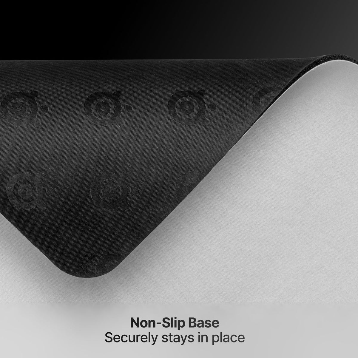 SteelSeries QcK - Alfombrilla para Mouse Pesada para Juegos, Base de Goma de Silicona Antideslizante, Seguimiento máximo, optimizada para Juegos FPS, MOBAs, RTS, MMO, tamaño Grande, 450 mm x 400 mm x