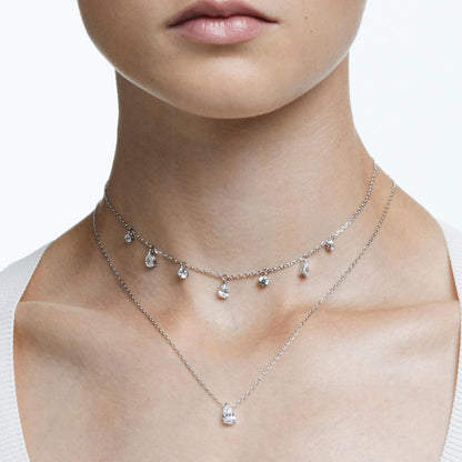 Colección de joyas de collar y arete de vidrio Swarovski Attract