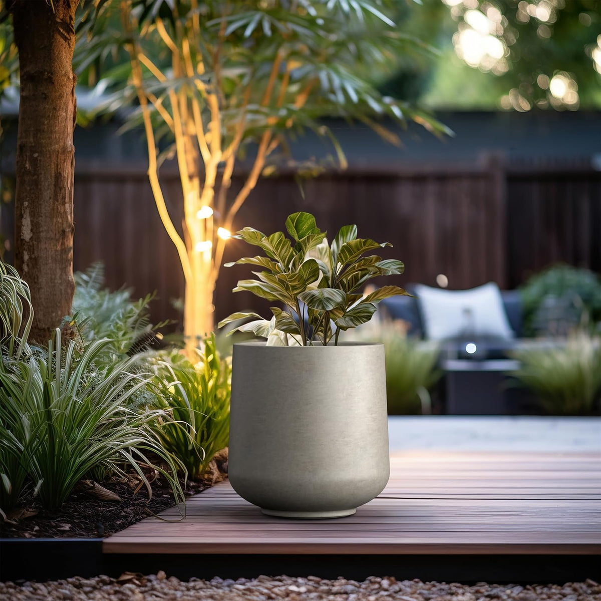 Kante - Macetero Redondo de hormigón de 15.3 Pulgadas de diámetro, para Interiores y Exteriores, con Orificio de Drenaje y tapón de Goma para el hogar, jardín, Patio, hormigón Pulido
