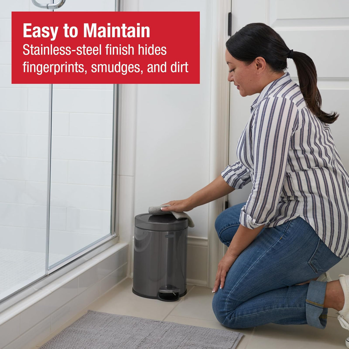 Rubbermaid – Cesto Redondo con Pedal para Baño, Recámara y Oficina en Casa, Bote de Acero Inoxidable Resistente a Huellas con Liner Interno Removible, Capacidad de hasta 6 L, Gris Carbón 2179250