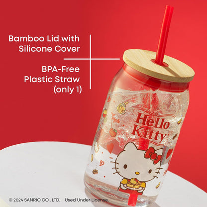 JoyJolt Sanrio - Vaso de vidrio con sabor favorito de Hello Kitty and Friends con tapa de bambú y popote, a prueba de fugas, taza transparente de 16 onzas con forma de lata de soda con Hello Kitty