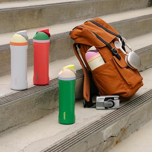 Owala FreeSip Botella de acero inoxidable aislada con popote, botella de agua deportiva libre de BPA, ideal para viajar, 24 oz, Mezclilla