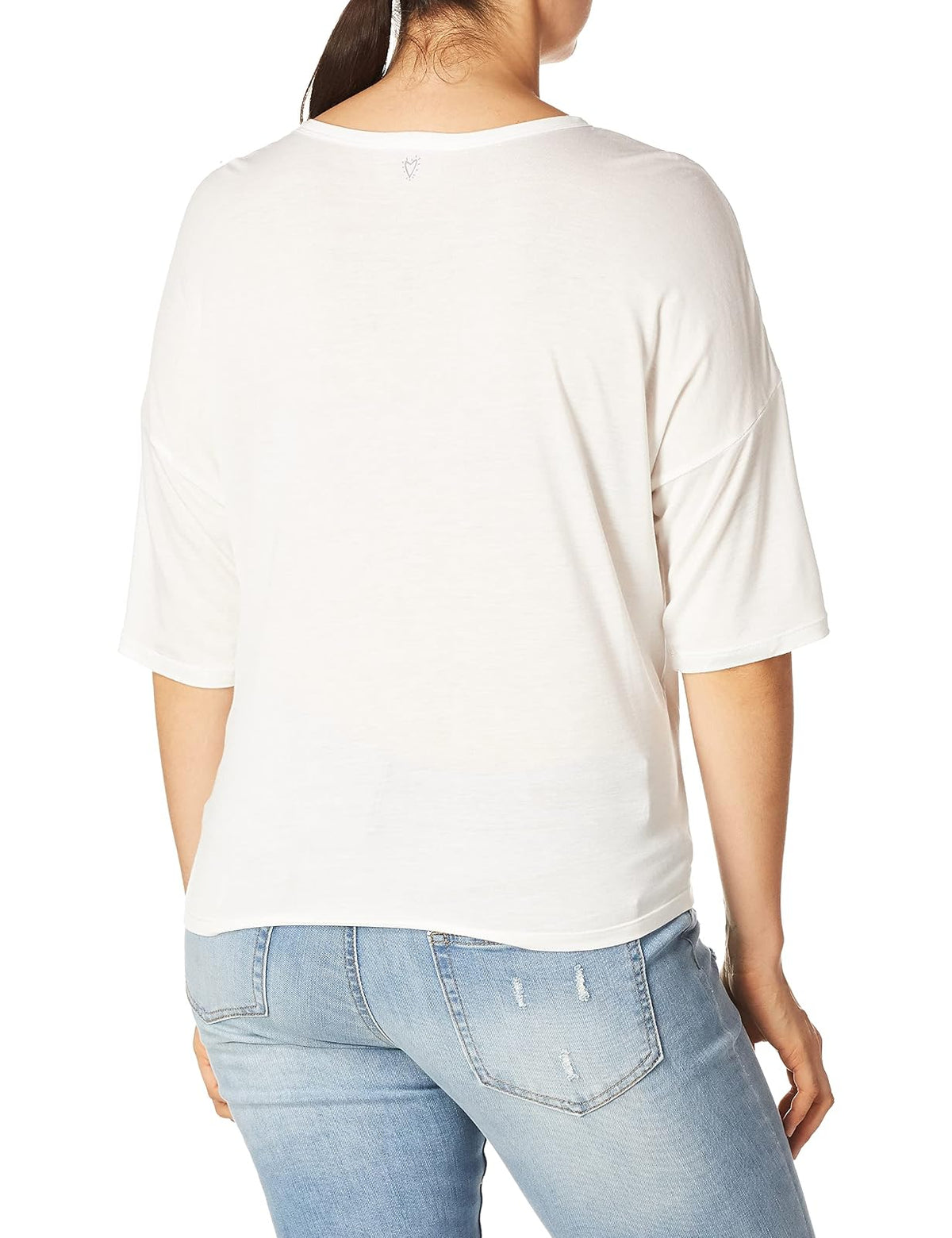 Betsey Johnson Overlapping Love Boyfriend Crop tee Camiseta Mujer
