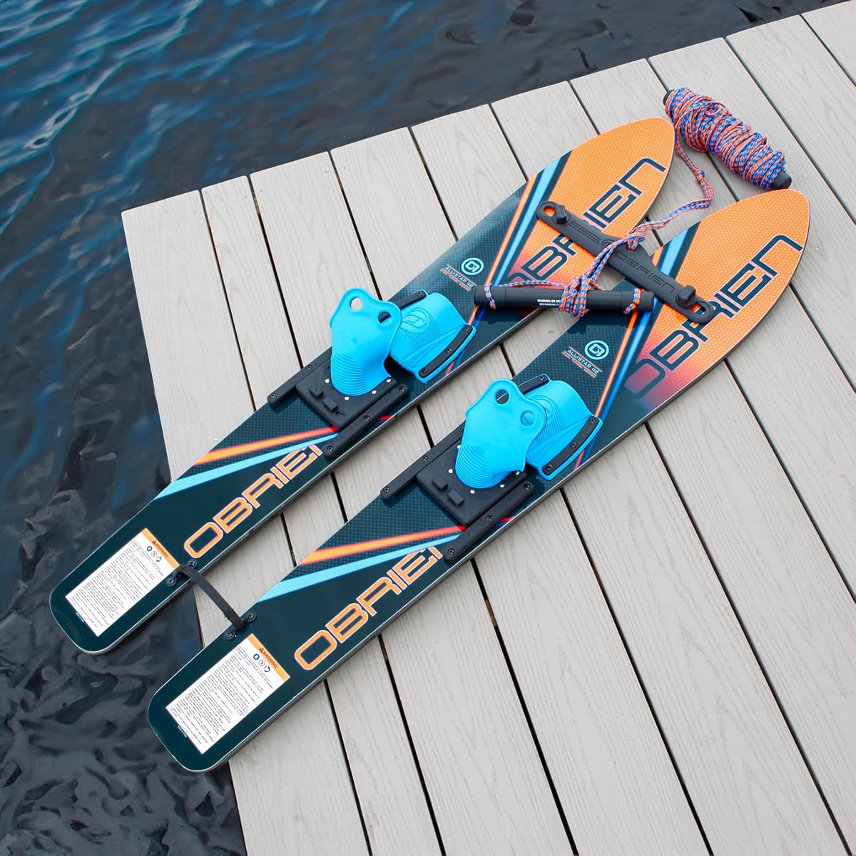 O'Brien Kids All-Star Trainer - Esquís acuáticos, 46 Pulgadas | Fijaciones junior para jinetes de hasta 80 libras, doble túnel con puntas de entrada en V, aletas moldeadas, mango incluido