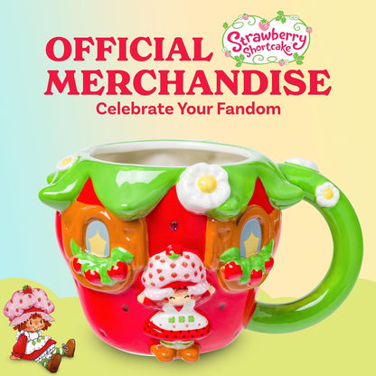 Silver Buffalo Strawberry Shortcake clásico Cake Taza de cerámica 3D esculpida de 20 onzas