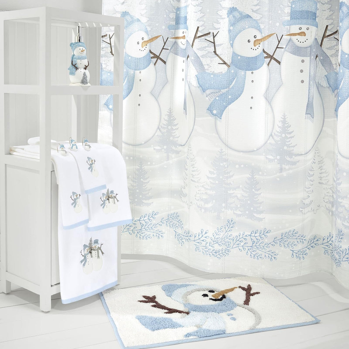 Avanti Linens - Ganchos para Cortina de Ducha, decoración de baño navideño, Juego de 12 (colección Frosty Friends)