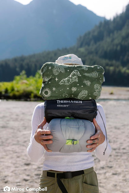 Therm-a-Rest Almohada Compresible para Camping y mochilero, Regular, 14 x 18 Pulgadas, Woodland