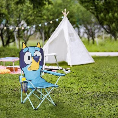 Idea Nuova Bluey - Silla Plegable para niños, Silla portátil para Exterior/Interior con Bolsa de Transporte, Soporte para Vasos, Respaldo Alto, Ligera y Duradera para Mayores de 3 años