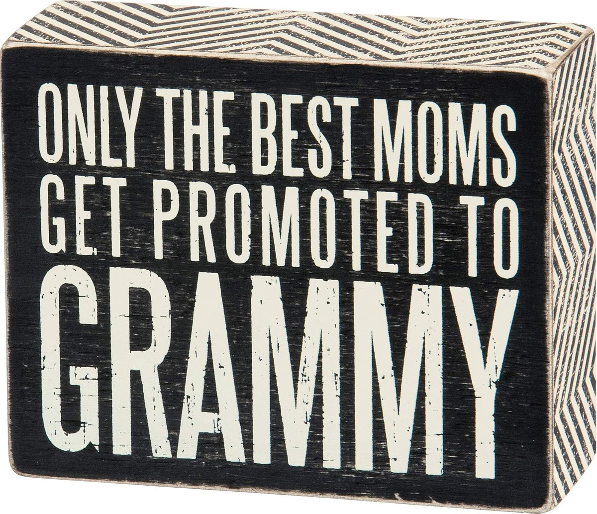 Primitives by Kathy - Cartel con Texto en inglés A Grandmother, Promoted to Grammy, Negro, Blanco, 12.7 cm x 10.2 cm, 1