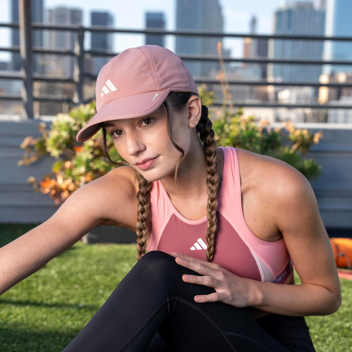 Adidas Superlite - Gorra de Rendimiento de Ajuste Relajado para Mujer