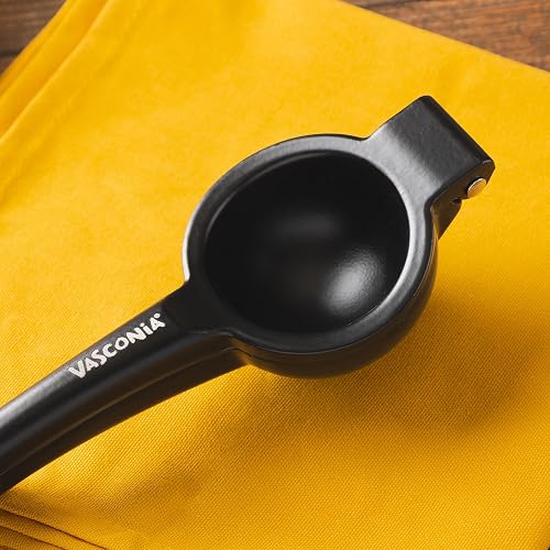 Vasconia | Exprimidor de Limones y Cítricos Esencial Aluminio Negro Mate | Aluminio anodizado, Exprime cítricos, Remache reforzado, Asas ergonómicas, Agarre cómodo, Fácil uso, Larga durabilidad