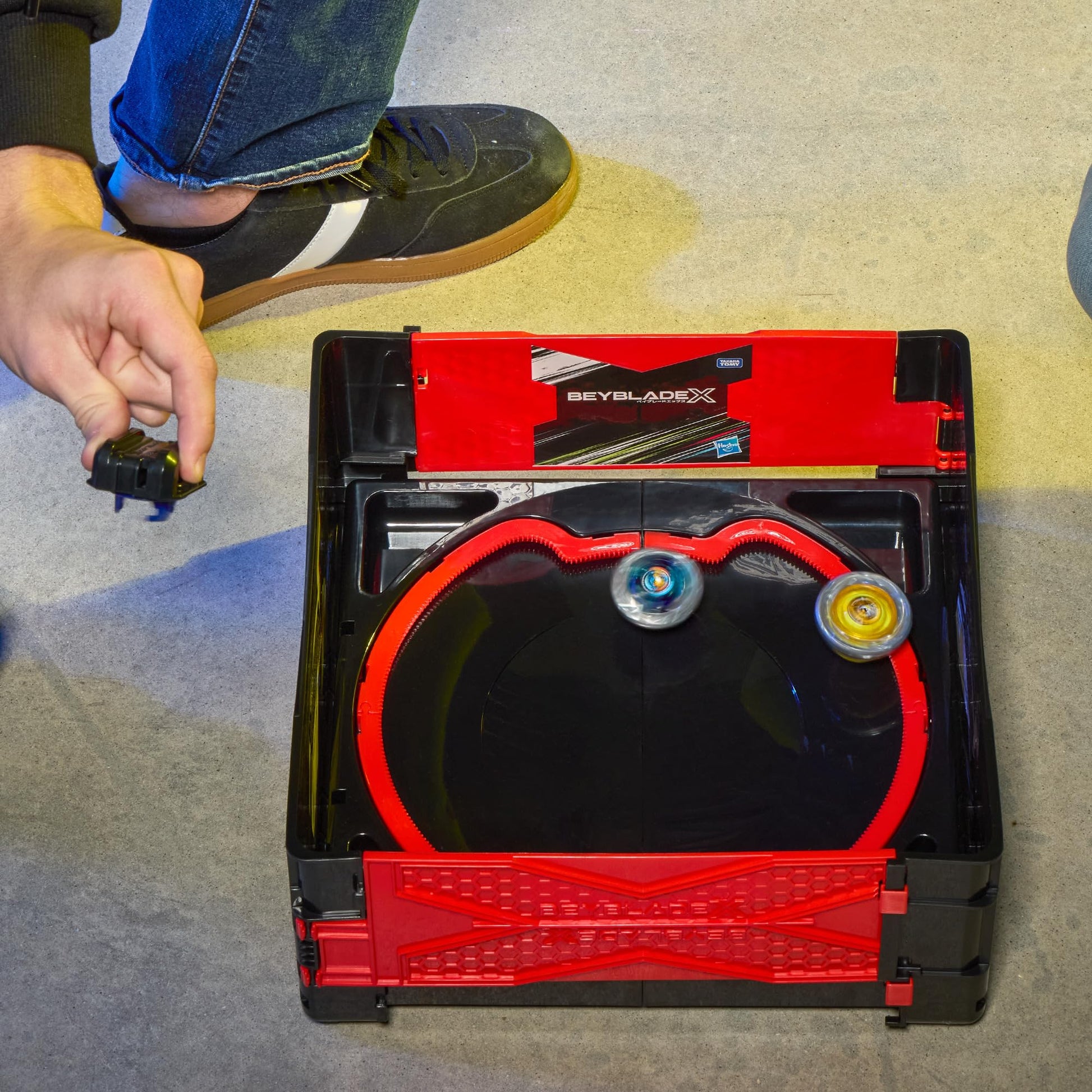 Beyblade X Estadio Beystadium Batalla Portátil