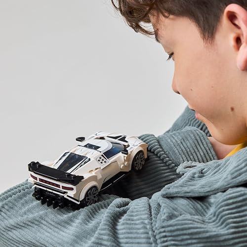 LEGO Speed Champions Hiperauto Deportivo Bugatti Centodieci Juguete para Niños y Niñas, Kit de Modelo, Set de Construcción de Vehículo, Juego con 1 Minifigura Coleccionable 77240