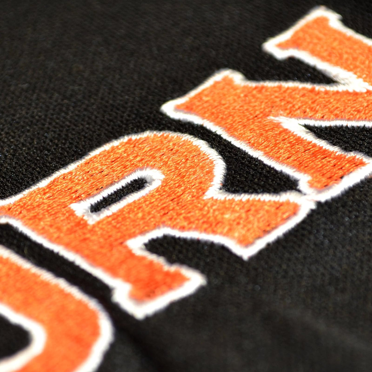 FANMATS NFL Unisex Embroidered Head Rest Cover
