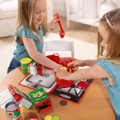 Melissa & Doug Pasta para Preparar y Servir, Juego de Imitación, Juego de Cocina en Fieltro, Fácil de Usar (más de 50 Piezas)