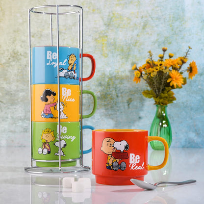 Peanuts Snoopy Gentle Reminders - Tazas apilables de 15 onzas con estante de metal, gres, paquete de 4, colores surtidos