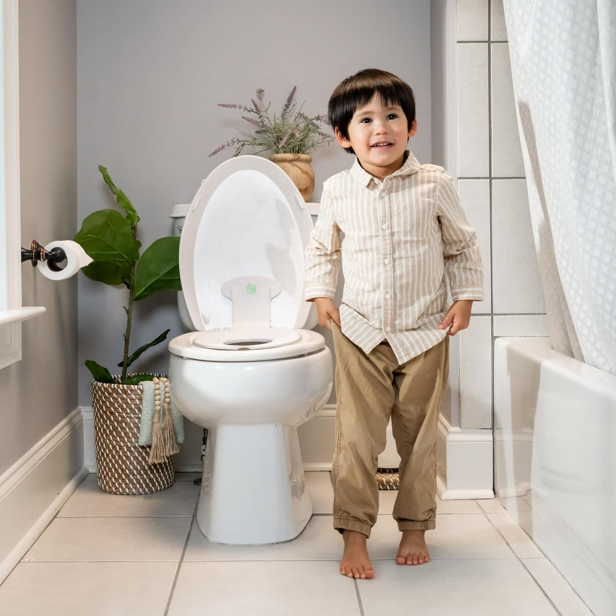 Ingenuity Flip & Sit - Asiento de baño, de inodoro, para Bebé, a partir de 18 meses, color blanco