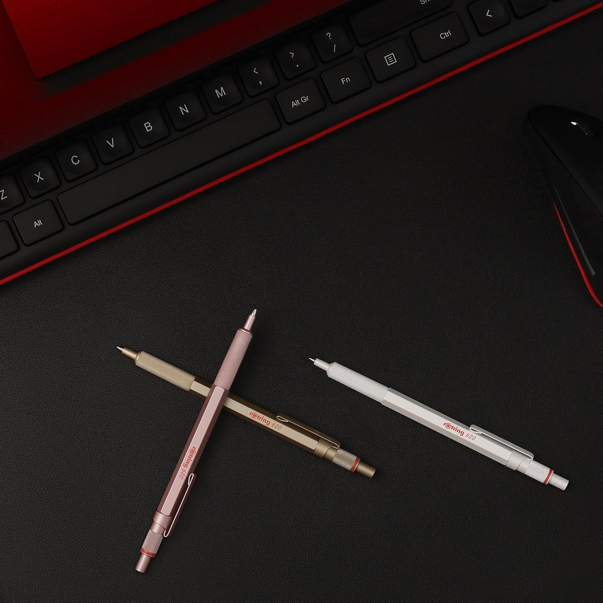 Rotring 600 bolígrafos metálicos de punta media, tinta negra, barril blanco perla recargable, 1 unidad