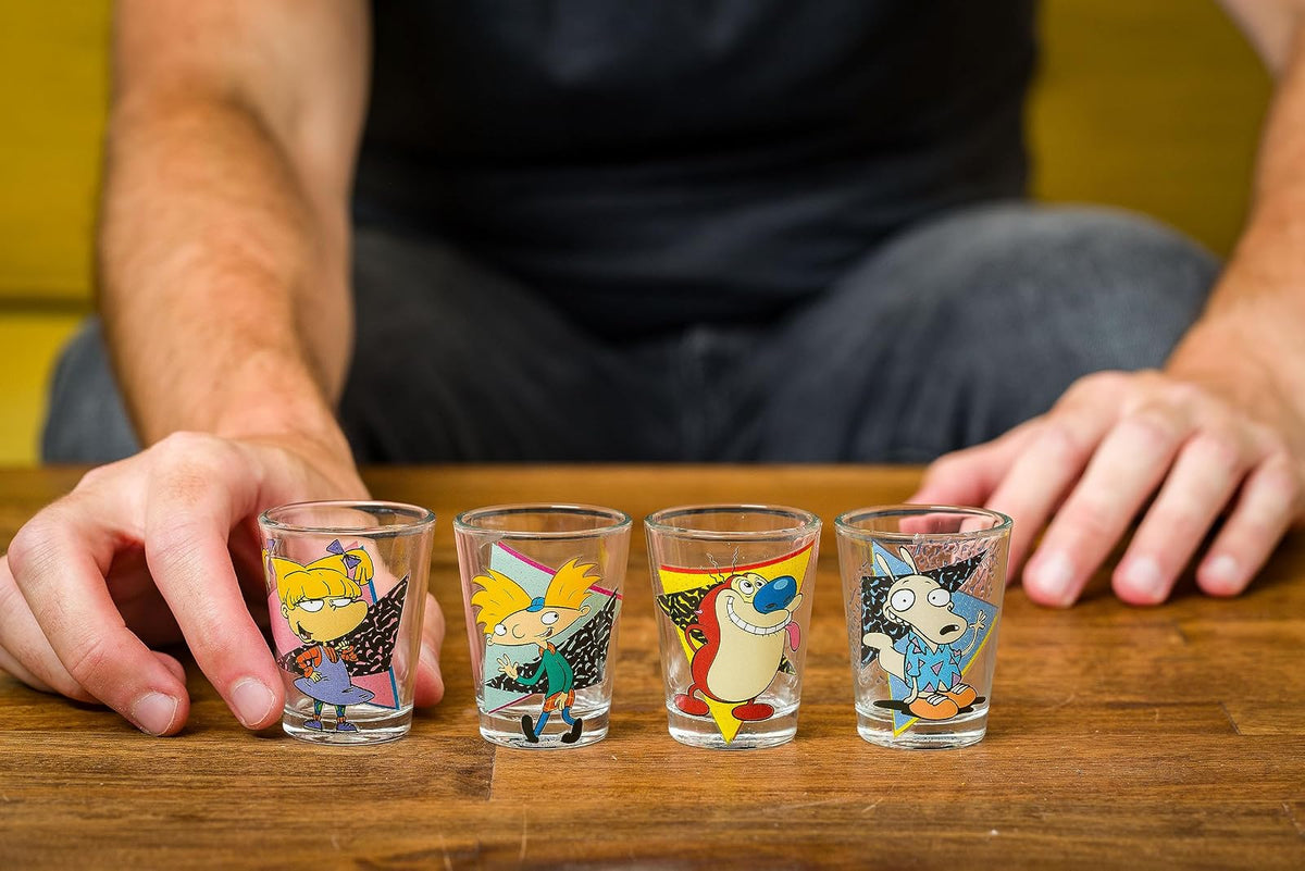 Silver Buffalo Nickelodeon Retro con Rocko, Angélica, Stimpy y Arnold Juego de 4 mini vasos de 1.5 onzas