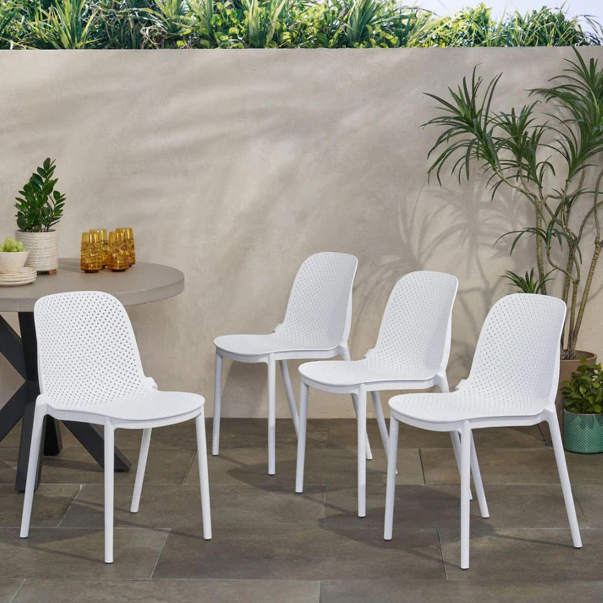 International Home 4 Sillas de Plastico de Comedor Interior y Exterior, con Proteccion UV, Estilo Minimalista, Color Blanco