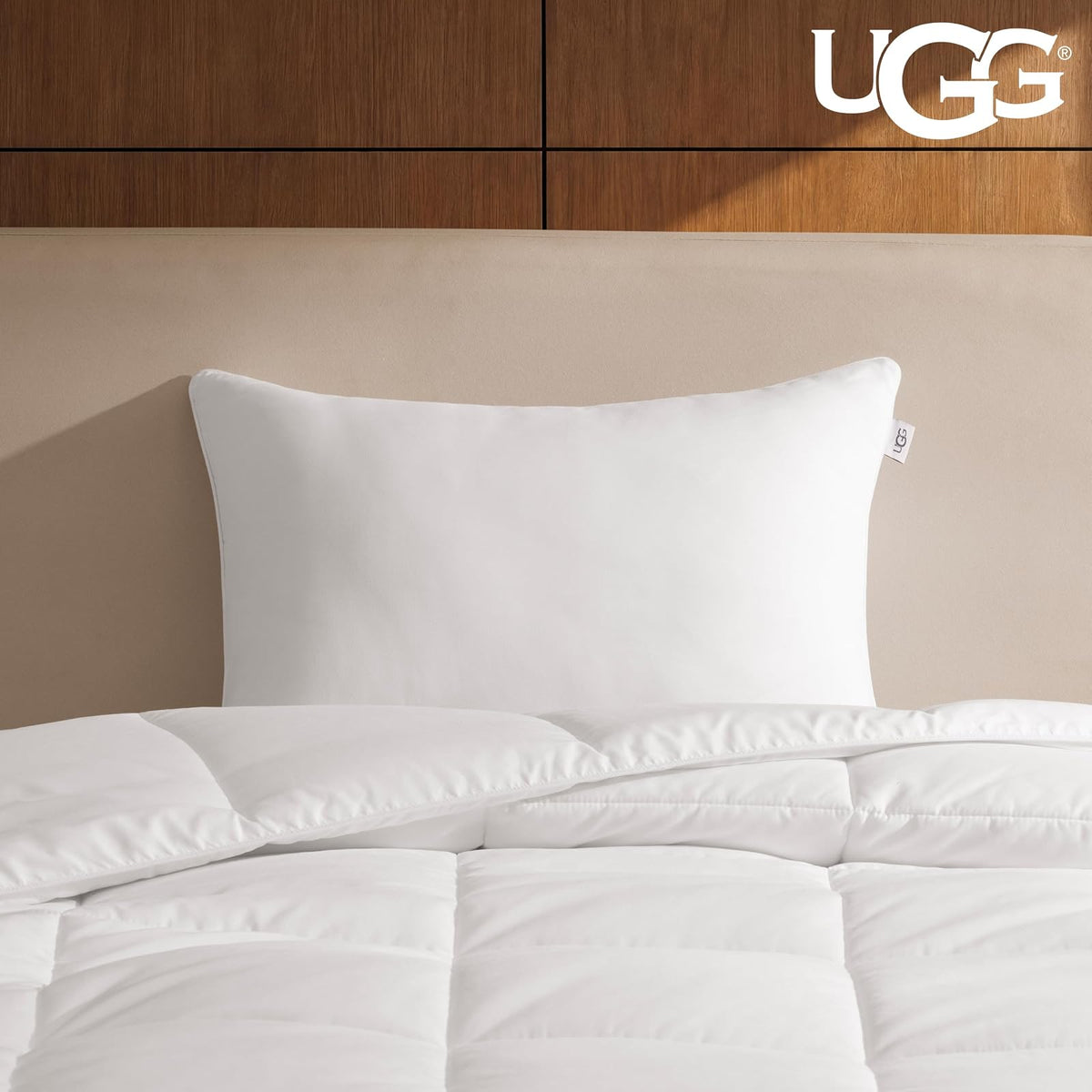 UGG Danielle - Almohada de Cama de Hotel de Lujo hipoalergénica de tamaño estándar para Dormir en la Parte Posterior o Lateral con Funda Lavable para tamaño Queen matrimonial o Individual, 20 x 28