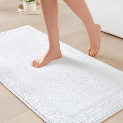Madison Park Splendor Alfombra de baño reversible 100% algodón, 3000 g/m², lujosa alfombra de baño de felpa de pelo medio, absorbente, de secado rápido, decoración de cuarto de ducha, 24 x 44 pulgadas - 3'8" x 2' (Rectangular) - Blanco