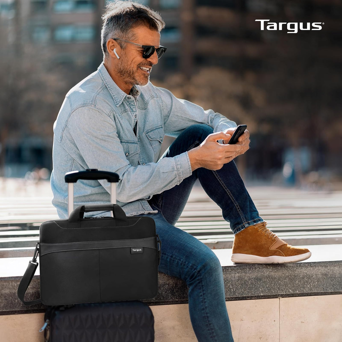 Targus Business Casual Slipcase with Shoulder Strap for 15.6-Inch Laptops, Black (TSS898)