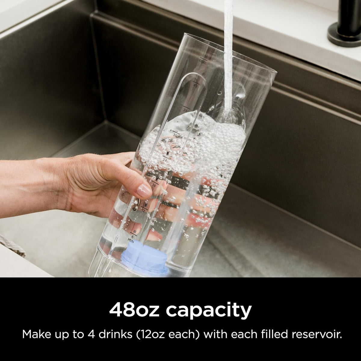 Ninja Thirsti Depósito de Agua WCX01WRC | Negro, 48 oz, depósito extraíble, para refrigerador, tapa a prueba de fugas