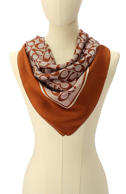 Coach Vintage Signature C Printed Silk Square Bufanda cuadrada Mujer